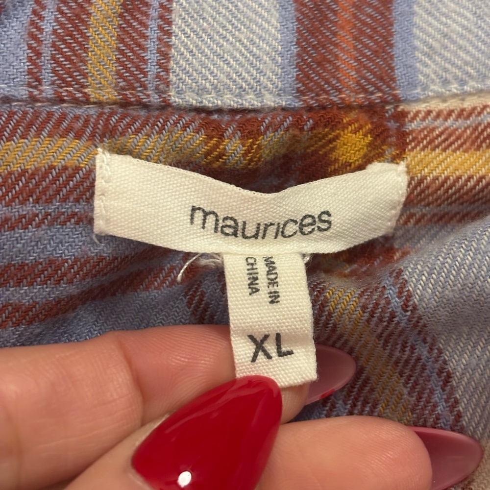 Maurices Multicolor Plaid Button-Down Shirt - Picture 7 of 8
